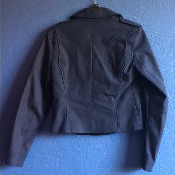 Jacket - Picture 5 of 5